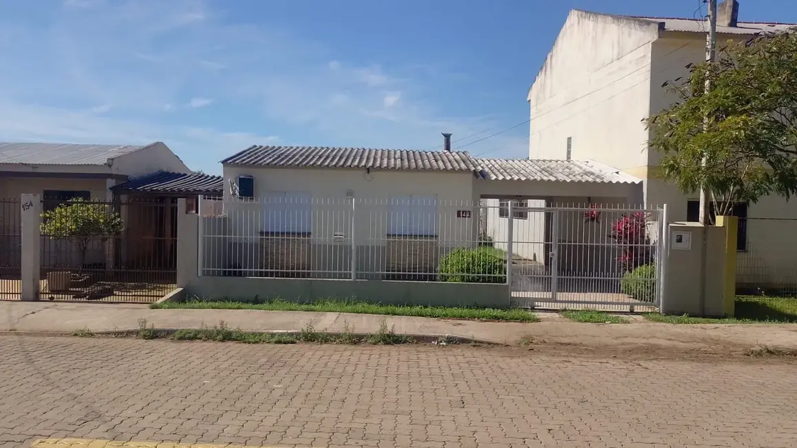 Casa com 2 quartos à venda, 80m2 em Favila, Alegrete - RS - imagem 1 Foto 1 de Casa com 2 quartos à venda, 80m2 em Favila, Alegrete - RS