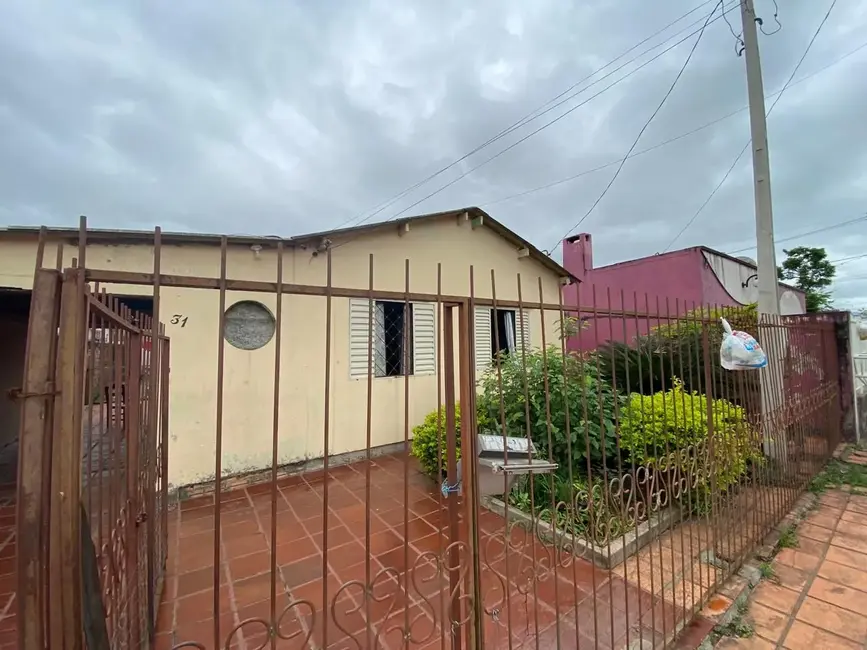 Casa com 3 quartos à venda, 90m2 em Joaquim Fonseca Milano, Alegrete - RS - imagem 1 Foto 1 de Casa com 3 quartos à venda, 90m2 em Joaquim Fonseca Milano, Alegrete - RS
