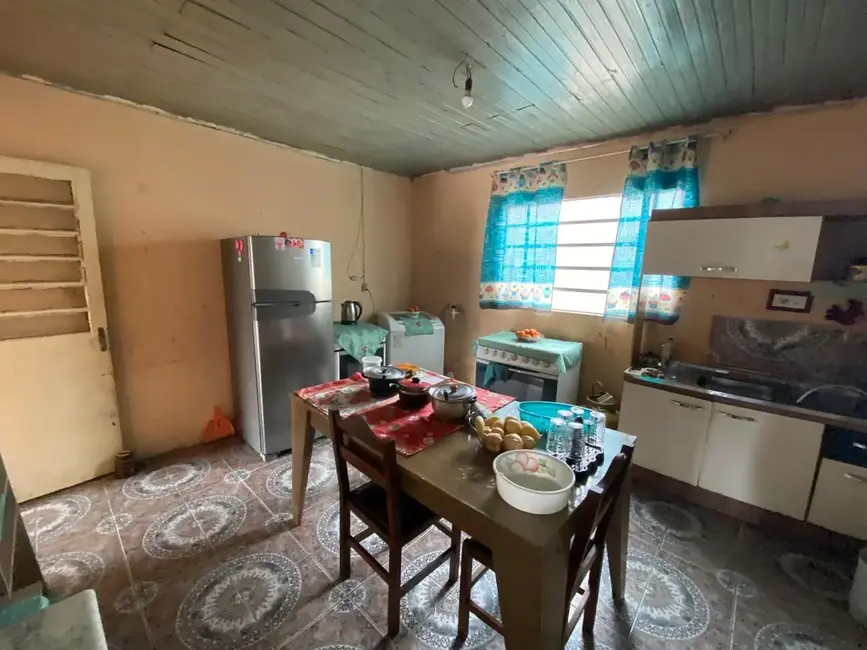 Casa com 3 quartos à venda, 90m2 em Joaquim Fonseca Milano, Alegrete - RS - imagem 6 Foto 6 de Casa com 3 quartos à venda, 90m2 em Joaquim Fonseca Milano, Alegrete - RS