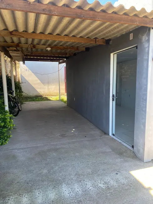 Foto 2 de Casa com 1 quarto à venda, 90m2 em Promorar, Alegrete - RS