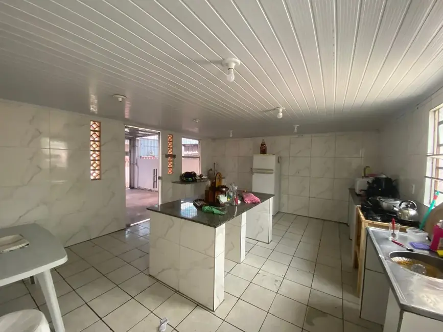 Casa com 3 quartos à venda, 90m2 em Centro, Alegrete - RS - imagem 4 Foto 4 de Casa com 3 quartos à venda, 90m2 em Centro, Alegrete - RS