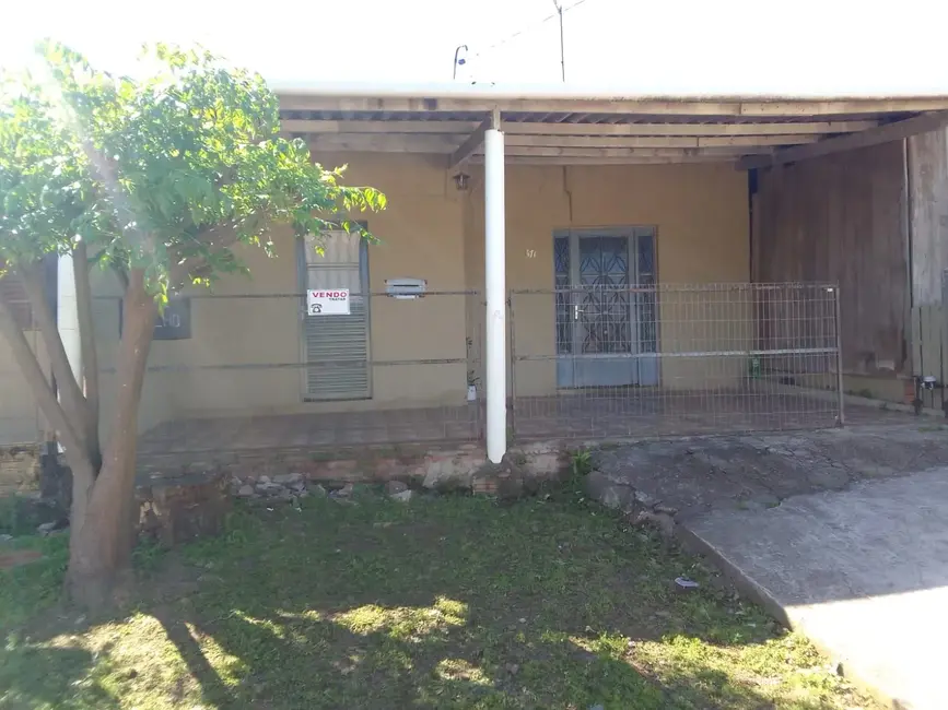 Casa com 5 quartos à venda, 100m2 em Alegrete - RS - imagem 3 Foto 3 de Casa com 5 quartos à venda, 100m2 em Alegrete - RS
