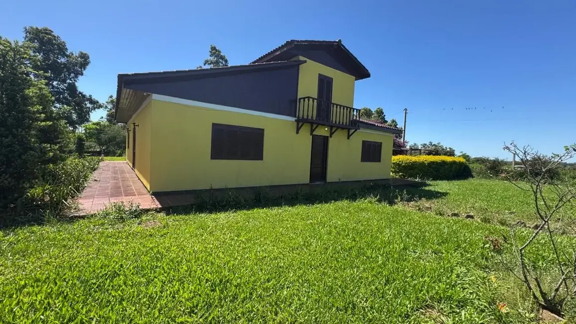 Casa com 5 quartos à venda, 100m2 em Alegrete - RS - imagem 2 Foto 2 de Casa com 5 quartos à venda, 100m2 em Alegrete - RS