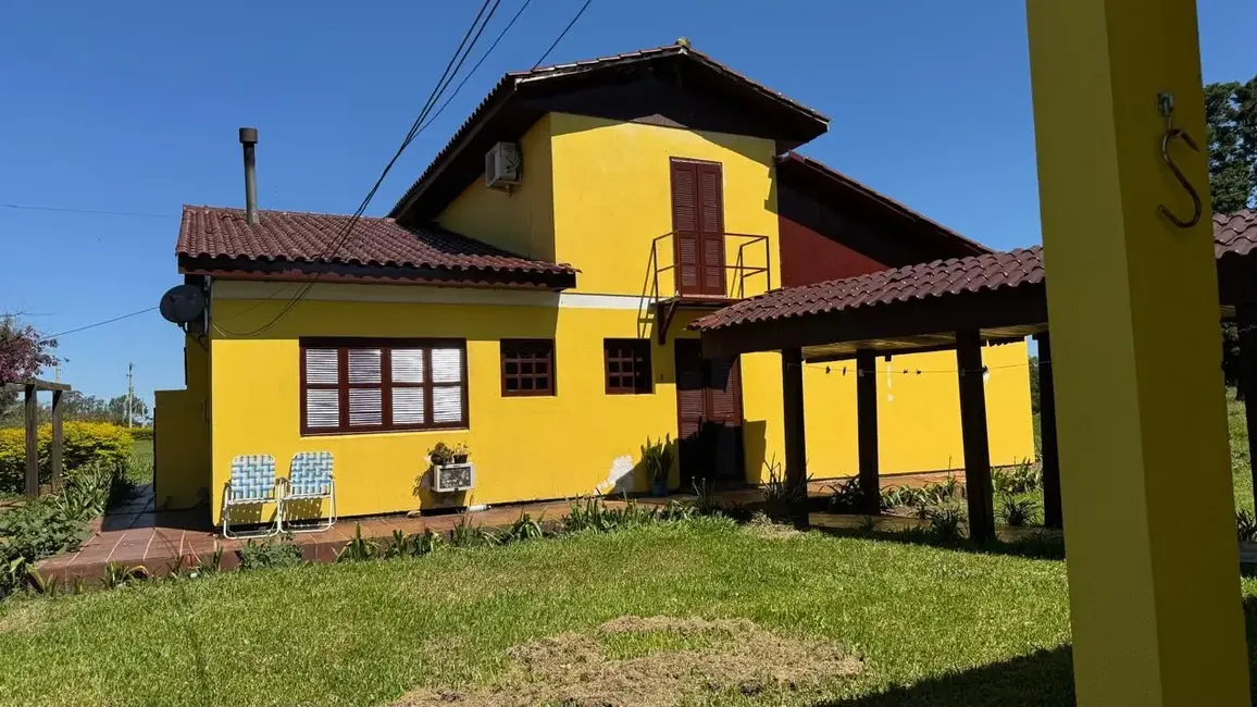 Casa com 5 quartos à venda, 100m2 em Alegrete - RS - imagem 1 Foto 1 de Casa com 5 quartos à venda, 100m2 em Alegrete - RS