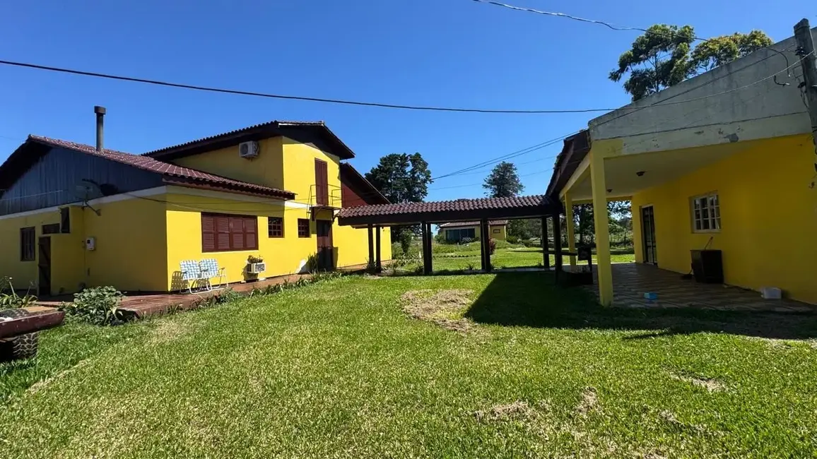 Casa com 5 quartos à venda, 100m2 em Alegrete - RS - imagem 4 Foto 4 de Casa com 5 quartos à venda, 100m2 em Alegrete - RS