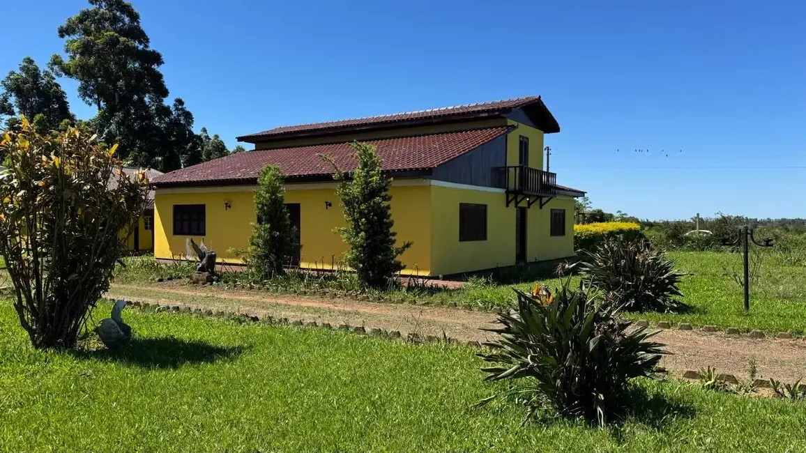 Casa com 5 quartos à venda, 100m2 em Alegrete - RS - imagem 9 Foto 9 de Casa com 5 quartos à venda, 100m2 em Alegrete - RS