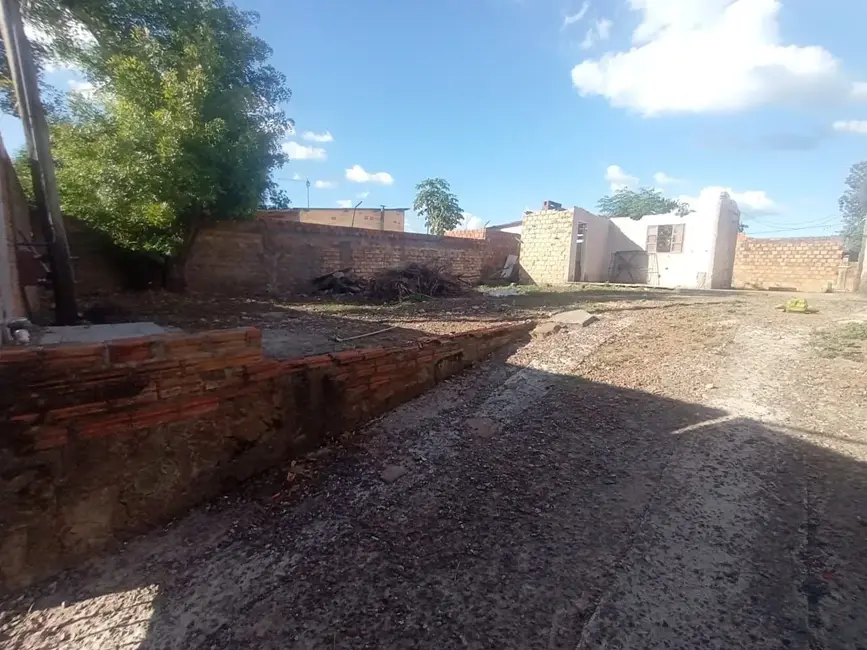 Foto 3 de Terreno / Lote à venda, 100m2 em Sepé Tiaraju, Alegrete - RS