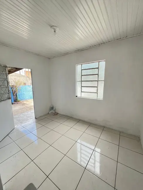 Casa com 3 quartos à venda, 90m2 em Cidade Alta, Alegrete - RS - imagem 5 Foto 5 de Casa com 3 quartos à venda, 90m2 em Cidade Alta, Alegrete - RS