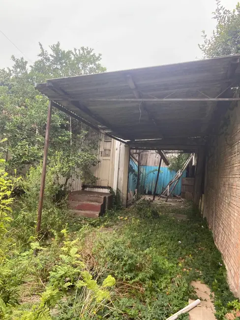 Casa com 2 quartos à venda, 40m2 em Centro, Alegrete - RS - imagem 3 Foto 3 de Casa com 2 quartos à venda, 40m2 em Centro, Alegrete - RS