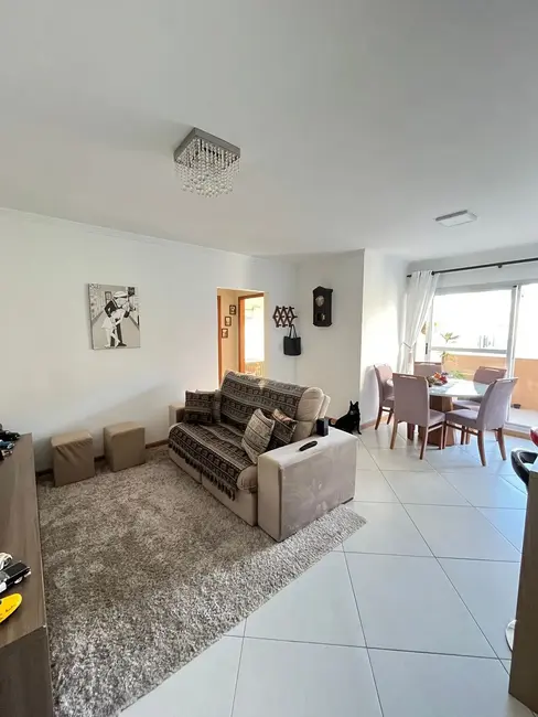 Foto 1 de Apartamento com 2 quartos à venda, 60m2 em Centro, Alegrete - RS