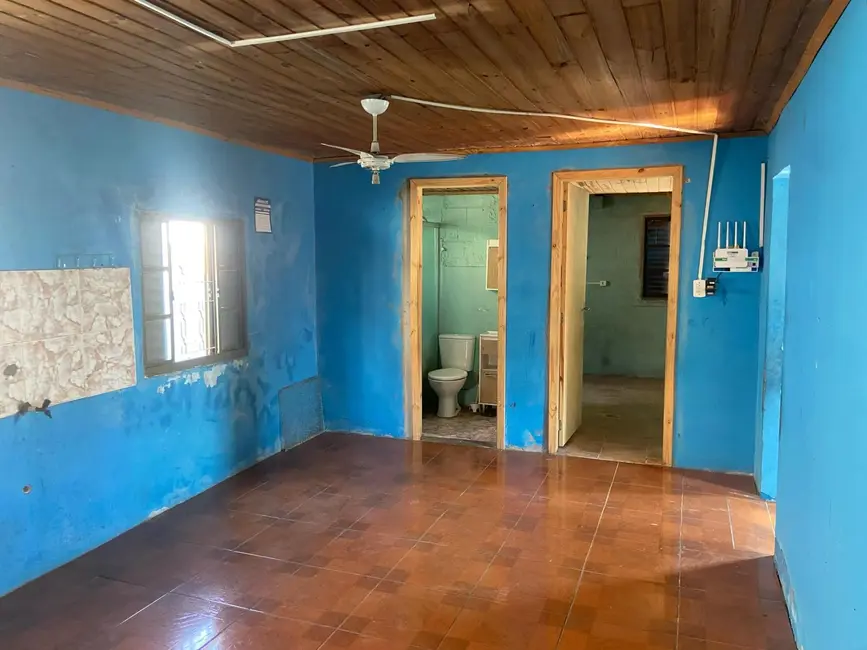 Casa com 2 quartos à venda, 60m2 em Promorar, Alegrete - RS - imagem 5 Foto 5 de Casa com 2 quartos à venda, 60m2 em Promorar, Alegrete - RS