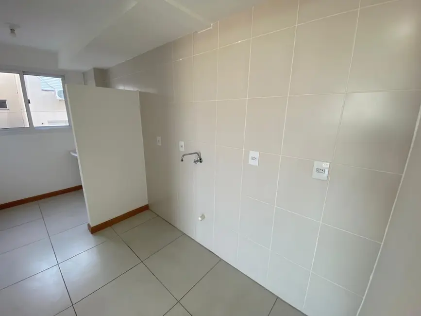 Foto 4 de Apartamento com 2 quartos para alugar, 60m2 em Centro, Alegrete - RS