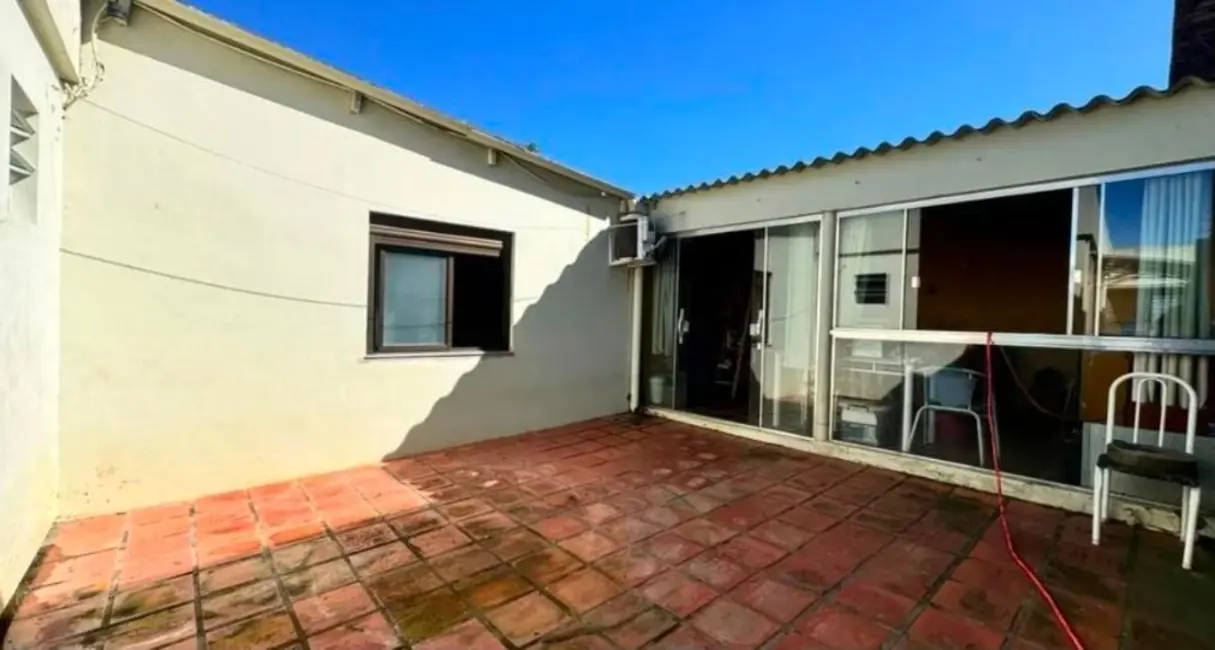 Casa com 3 quartos à venda, 100m2 em Assunção, Alegrete - RS - imagem 9 Foto 9 de Casa com 3 quartos à venda, 100m2 em Assunção, Alegrete - RS