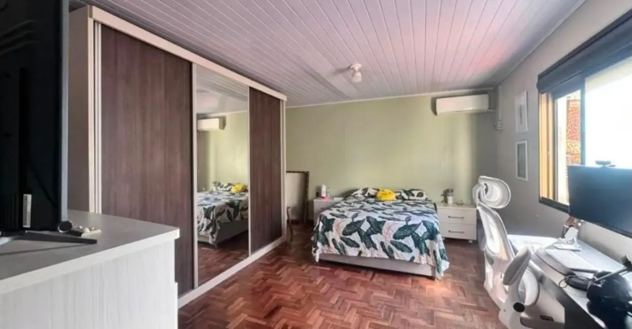 Casa com 3 quartos à venda, 100m2 em Assunção, Alegrete - RS - imagem 4 Foto 4 de Casa com 3 quartos à venda, 100m2 em Assunção, Alegrete - RS