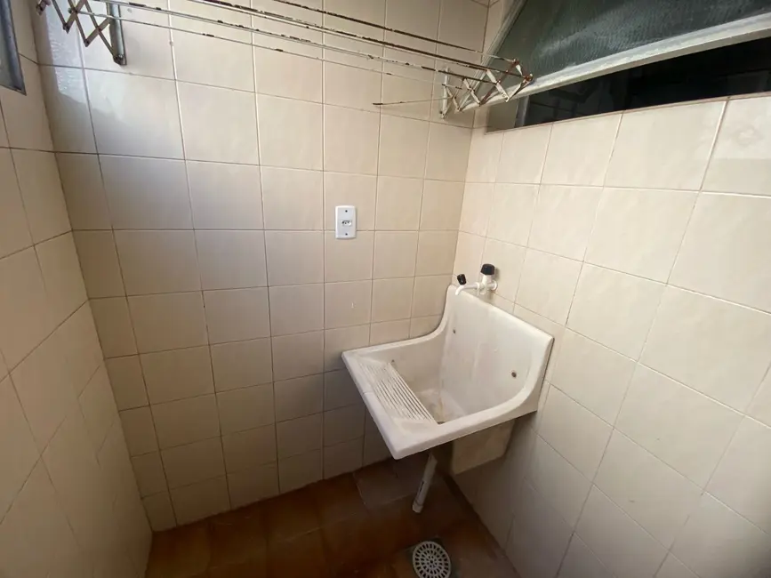 Apartamento com 2 quartos para alugar, 60m2 em Centro, Alegrete - RS - imagem 5 Foto 5 de Apartamento com 2 quartos para alugar, 60m2 em Centro, Alegrete - RS