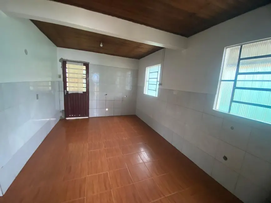 Casa com 2 quartos para alugar, 60m2 em Macedo, Alegrete - RS - imagem 3 Foto 3 de Casa com 2 quartos para alugar, 60m2 em Macedo, Alegrete - RS