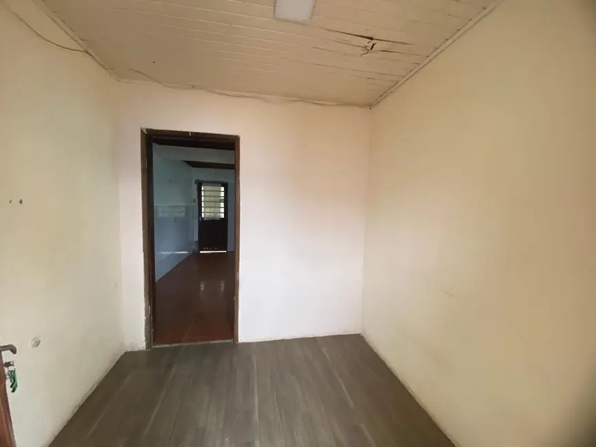 Casa com 2 quartos para alugar, 60m2 em Macedo, Alegrete - RS - imagem 2 Foto 2 de Casa com 2 quartos para alugar, 60m2 em Macedo, Alegrete - RS