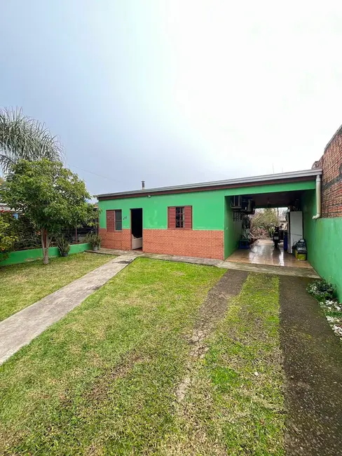 Foto 1 de Casa com 2 quartos à venda, 92m2 em Progresso, Alegrete - RS