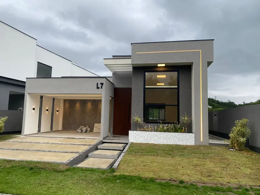 Foto 1 de Casa de Condomínio com 3 quartos à venda, 136m2 em Ubatiba, Marica - RJ