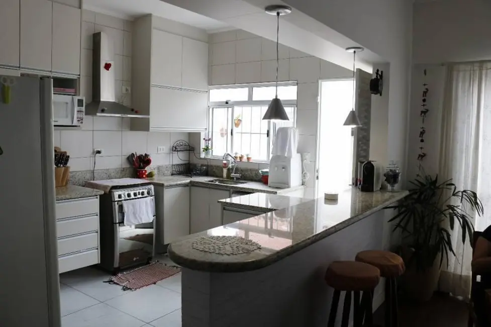 Foto 2 de Casa com 3 quartos à venda, 160m2 em Jardim das Acácias, São Paulo - SP