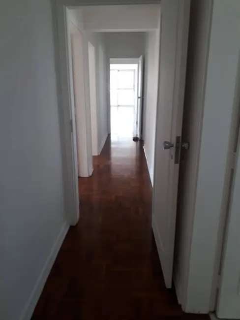 Apartamento com 3 quartos à venda, 160m2 em Pinheiros, São Paulo - SP - imagem 4 Foto 4 de Apartamento com 3 quartos à venda, 160m2 em Pinheiros, São Paulo - SP