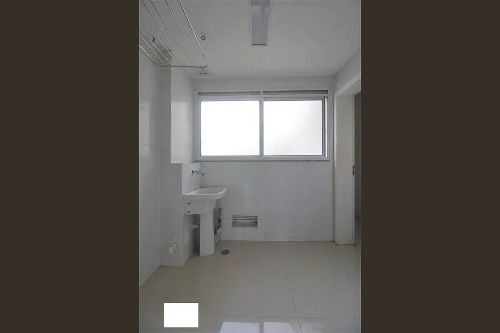 Apartamento com 3 quartos à venda, 138m2 em Vila Andrade, São Paulo - SP - imagem 6 Foto 6 de Apartamento com 3 quartos à venda, 138m2 em Vila Andrade, São Paulo - SP