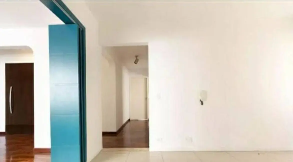 Apartamento com 4 quartos à venda, 200m2 em Indianópolis, São Paulo - SP - imagem 4 Foto 4 de Apartamento com 4 quartos à venda, 200m2 em Indianópolis, São Paulo - SP