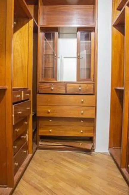 Apartamento com 3 quartos à venda, 247m2 em Vila Suzana, São Paulo - SP - imagem 7 Foto 7 de Apartamento com 3 quartos à venda, 247m2 em Vila Suzana, São Paulo - SP