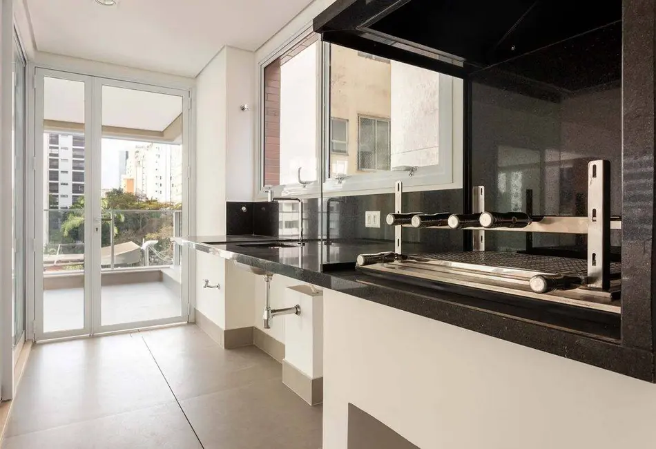 Foto 5 de Apartamento com 4 quartos à venda, 330m2 em Itaim Bibi, São Paulo - SP