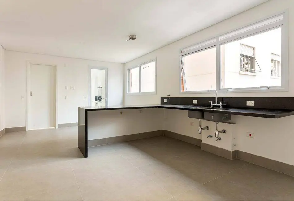 Foto 7 de Apartamento com 4 quartos à venda, 330m2 em Itaim Bibi, São Paulo - SP