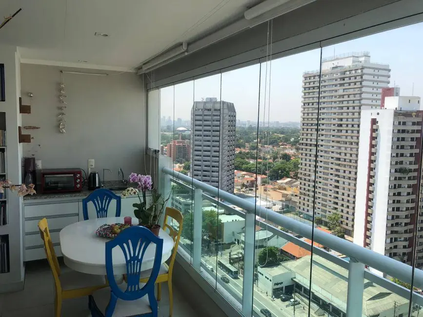 Foto 2 de Apartamento com 2 quartos à venda, 75m2 em Santo Amaro, São Paulo - SP