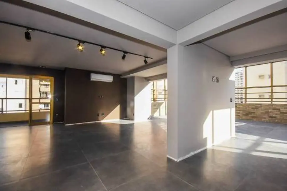 Foto 2 de Apartamento com 4 quartos à venda, 215m2 em Vila Suzana, São Paulo - SP