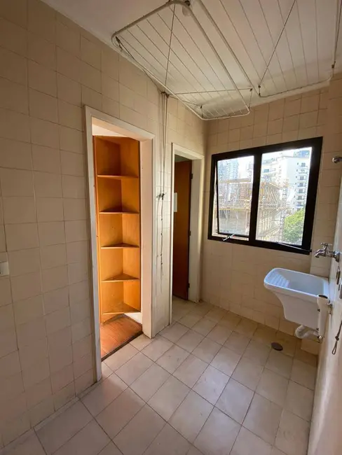 Apartamento com 3 quartos à venda, 135m2 em Indianópolis, São Paulo - SP - imagem 5 Foto 5 de Apartamento com 3 quartos à venda, 135m2 em Indianópolis, São Paulo - SP
