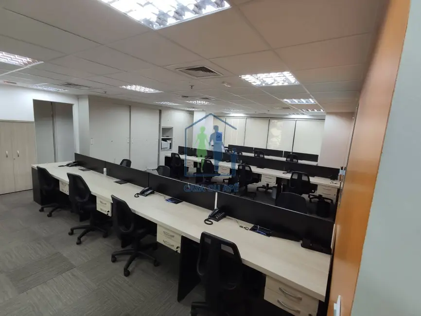 Foto 1 de Sala Comercial à venda, 220m2 em Cidade Monções, São Paulo - SP