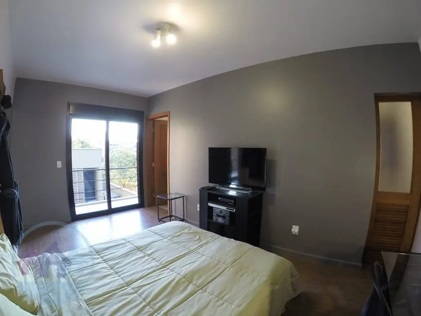 Sobrado com 5 quartos à venda, 350m2 em Campo Belo, São Paulo - SP - imagem 9 Foto 9 de Sobrado com 5 quartos à venda, 350m2 em Campo Belo, São Paulo - SP