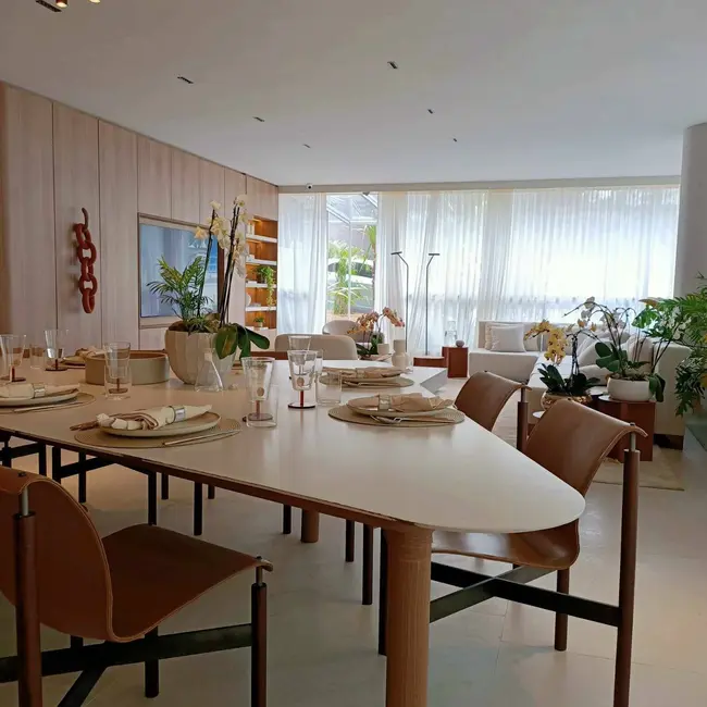 Apartamento com 3 quartos à venda, 147m2 em Moema, São Paulo - SP - imagem 8 Foto 8 de Apartamento com 3 quartos à venda, 147m2 em Moema, São Paulo - SP