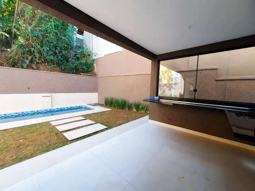 Foto 3 de Casa com 3 quartos à venda, 220m2 em Chácaras Monte Serrat, Itapevi - SP