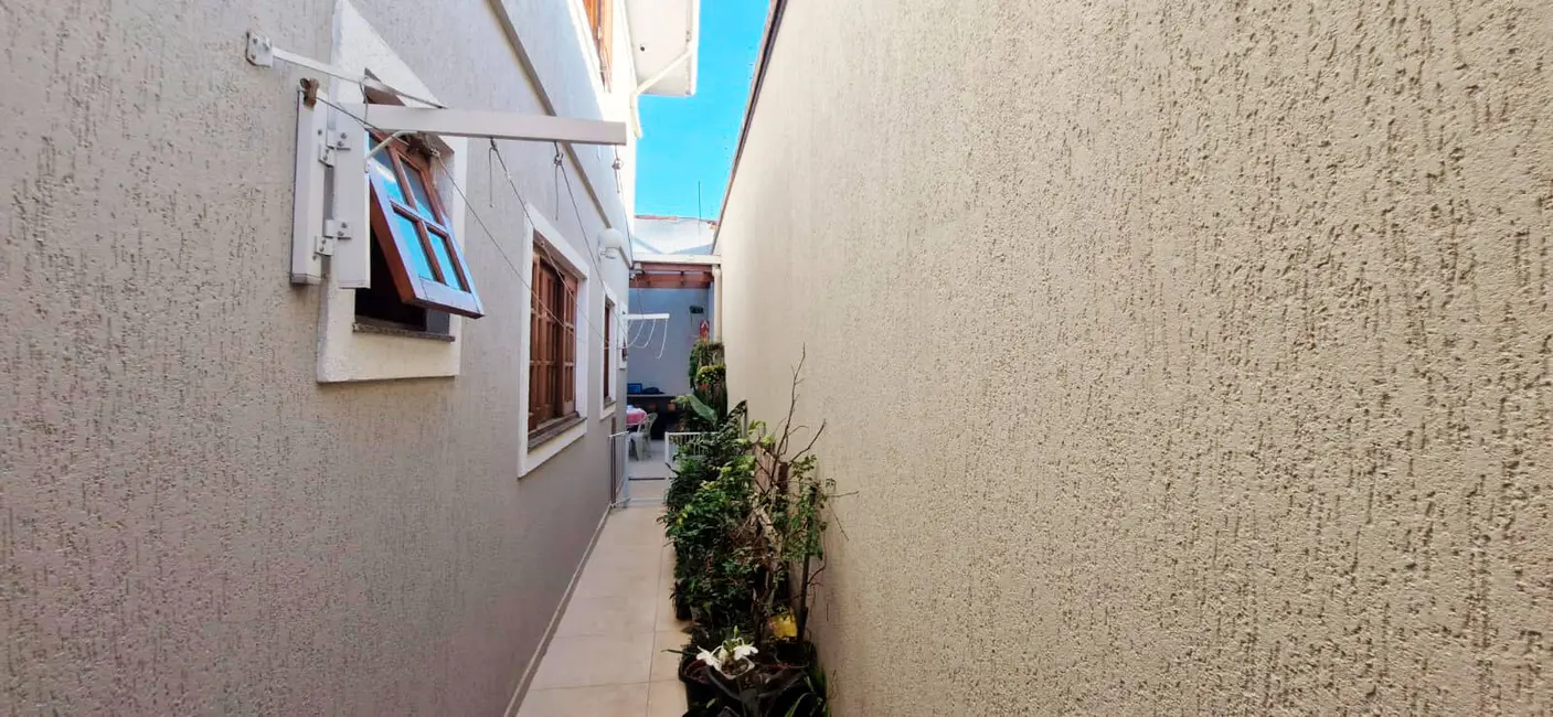 Sobrado com 4 quartos à venda, 185m2 em Vila Campo Grande, São Paulo - SP - imagem 9 Foto 9 de Sobrado com 4 quartos à venda, 185m2 em Vila Campo Grande, São Paulo - SP