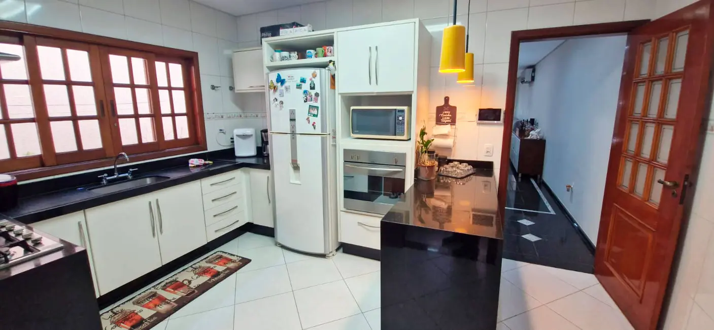 Sobrado com 4 quartos à venda, 185m2 em Vila Campo Grande, São Paulo - SP - imagem 7 Foto 7 de Sobrado com 4 quartos à venda, 185m2 em Vila Campo Grande, São Paulo - SP