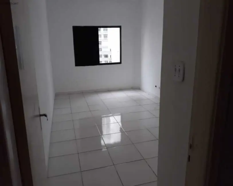 Kitnet com 1 quarto para alugar, 26m2 em São Paulo - SP - imagem 3 Foto 3 de Kitnet com 1 quarto para alugar, 26m2 em São Paulo - SP