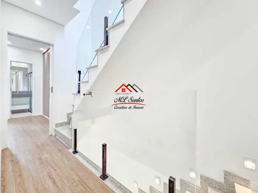 Foto 2 de Casa com 4 quartos à venda, 160m2 em São Paulo - SP