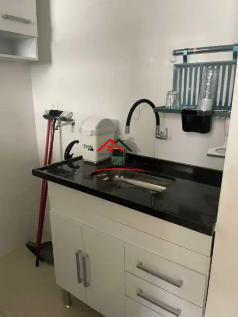 Kitnet com 1 quarto para alugar, 29m2 em São Paulo - SP - imagem 4 Foto 4 de Kitnet com 1 quarto para alugar, 29m2 em São Paulo - SP