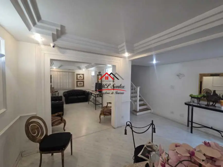 Casa Comercial com 3 quartos para alugar, 200m2 em São Paulo - SP - imagem 4 Foto 4 de Casa Comercial com 3 quartos para alugar, 200m2 em São Paulo - SP