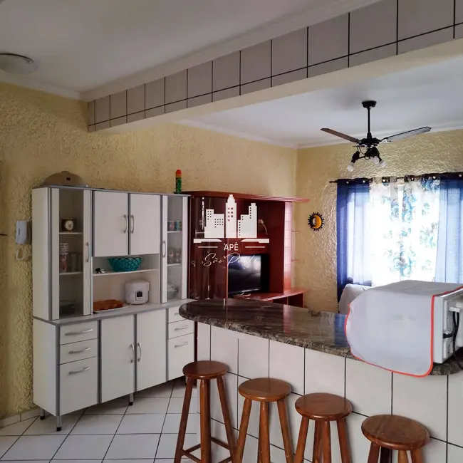 Foto 4 de Apartamento com 2 quartos à venda, 65m2 em Praia Grande - SP