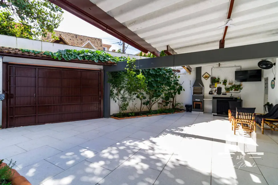 Foto 2 de Casa com 3 quartos à venda, 358m2 em Jardim Londrina, São Paulo - SP