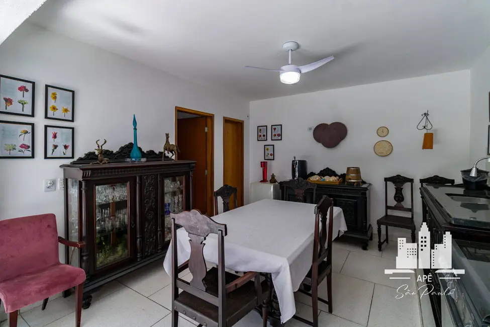 Foto 8 de Casa com 3 quartos à venda, 358m2 em Jardim Londrina, São Paulo - SP