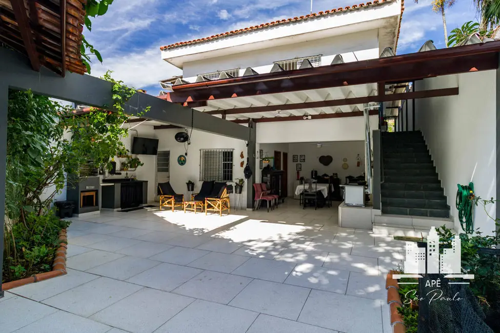 Foto 1 de Casa com 3 quartos à venda, 358m2 em Jardim Londrina, São Paulo - SP