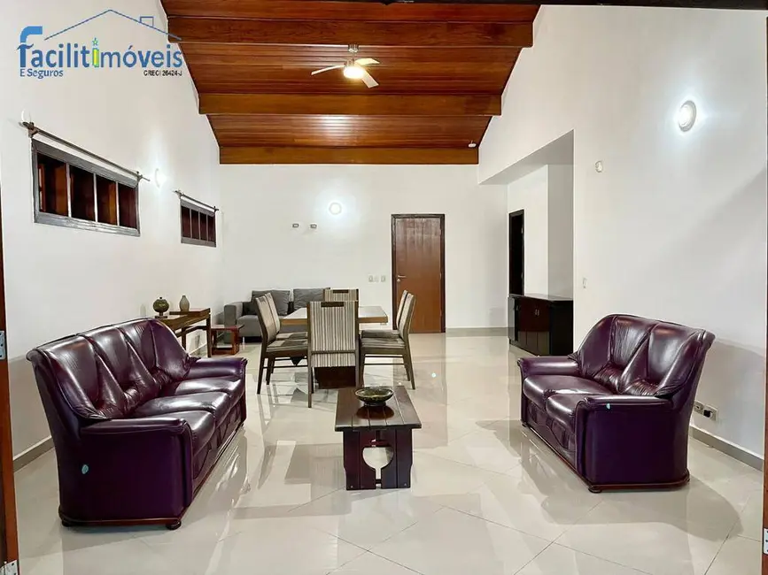 Casa com 6 quartos à venda, 600m2 em Peruibe - SP - imagem 6 Foto 6 de Casa com 6 quartos à venda, 600m2 em Peruibe - SP