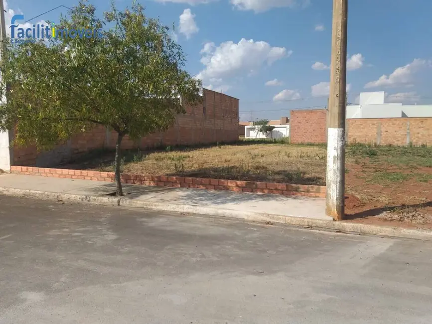 Terreno / Lote à venda, 250m2 em Centro, Araraquara - SP - imagem 3 Foto 3 de Terreno / Lote à venda, 250m2 em Centro, Araraquara - SP