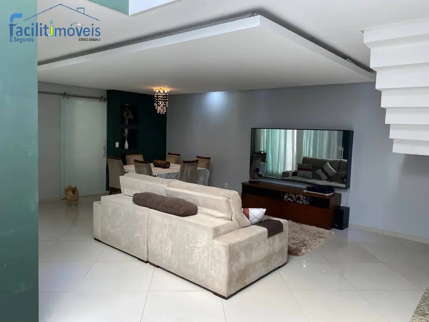 Foto 1 de Casa com 3 quartos à venda, 239m2 em Nova Petrópolis, Sao Bernardo Do Campo - SP